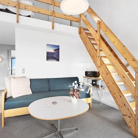 2 Bedroom Stunning In Apartment *